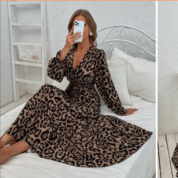 Boho Gypsy Print Flounce Sleeve Smocked Dress - Picture 12 of 14